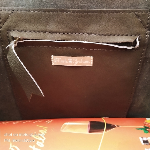 NOWT Mark & Graham Brooklyn Tote Large Olive - Picture 3 of 5